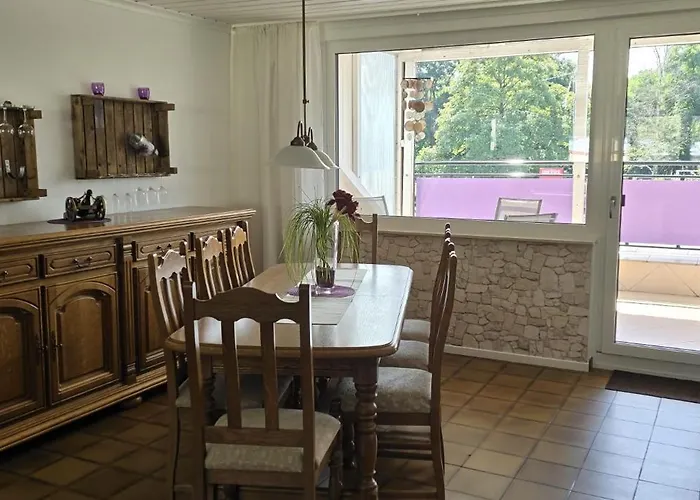 With Friends 2 * Trier