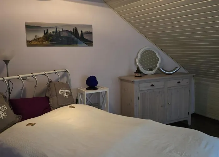 With Friends 2 Trier