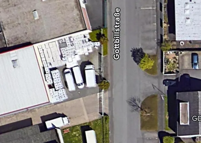 With Friends 2 Trier